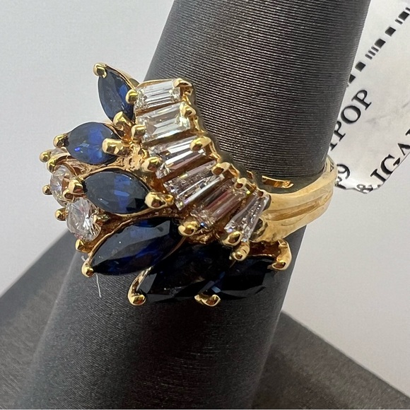 14k Yellow Gold Diamond & Sapphire Ring - Picture 4 of 10